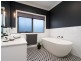 8 Ross Parkway, Gobbagombalin NSW 2650