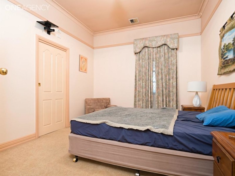 253-255-257 Edward Street, Wagga Wagga NSW 2650