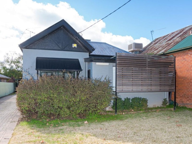 253-255-257 Edward Street, Wagga Wagga NSW 2650