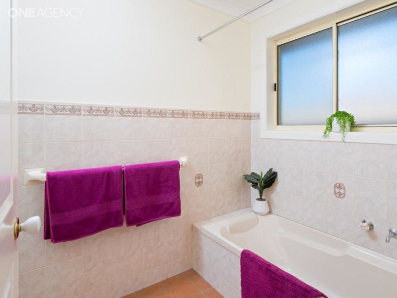 3 Wonkana Road, Glenfield Park NSW 2650
