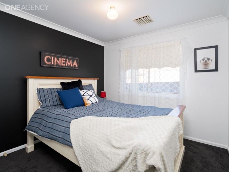 3 Wonkana Road, Glenfield Park NSW 2650