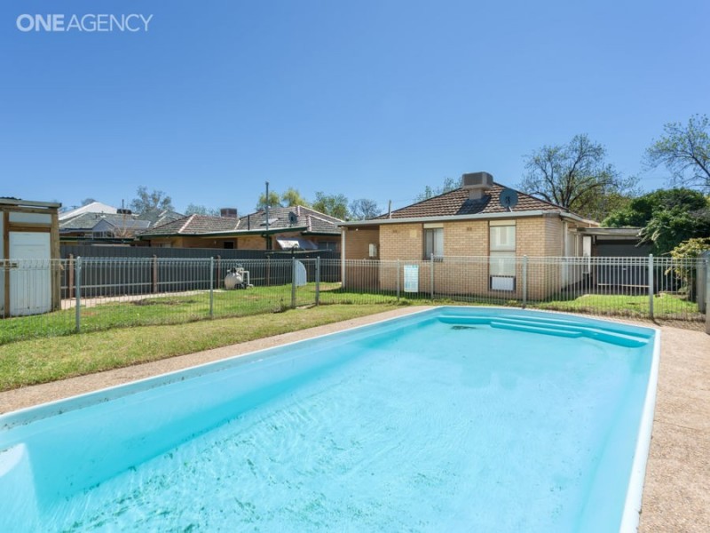 4 Blamey Street, Turvey Park NSW 2650