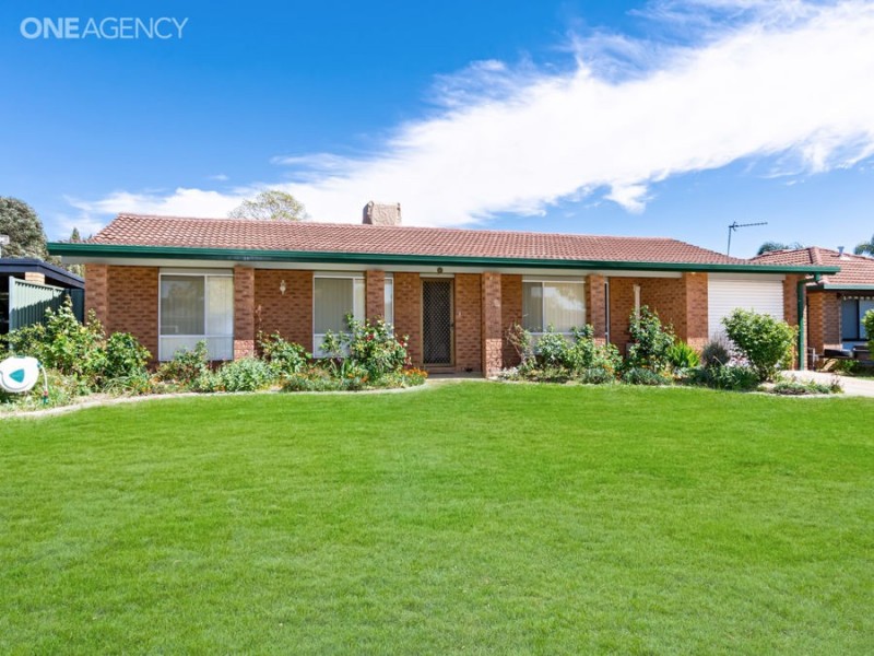 22 Naretha Street, Glenfield Park NSW 2650