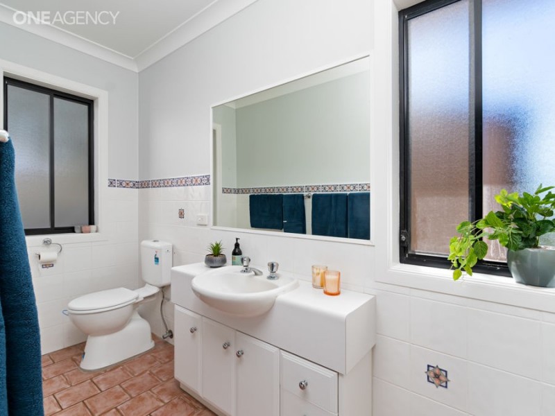 3 Woomera Place, Glenfield Park NSW 2650