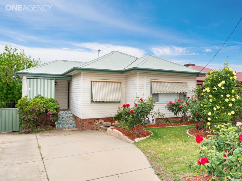 5 Fernleigh Road, Turvey Park NSW 2650