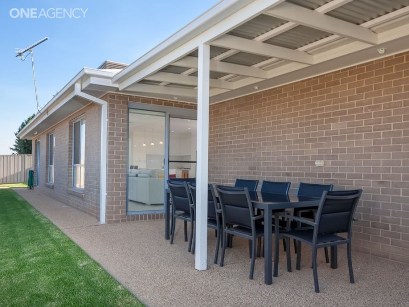 3/9 Clarence Place, Tatton NSW 2650