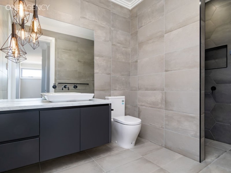 31 Kansas Drive, Tolland NSW 2650