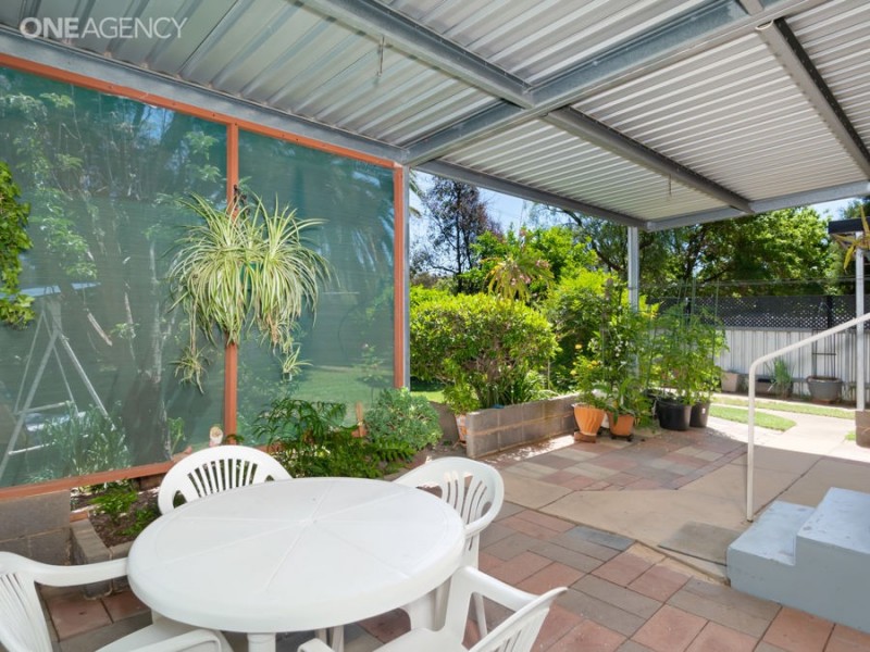 34 Adams Street, Ashmont NSW 2650