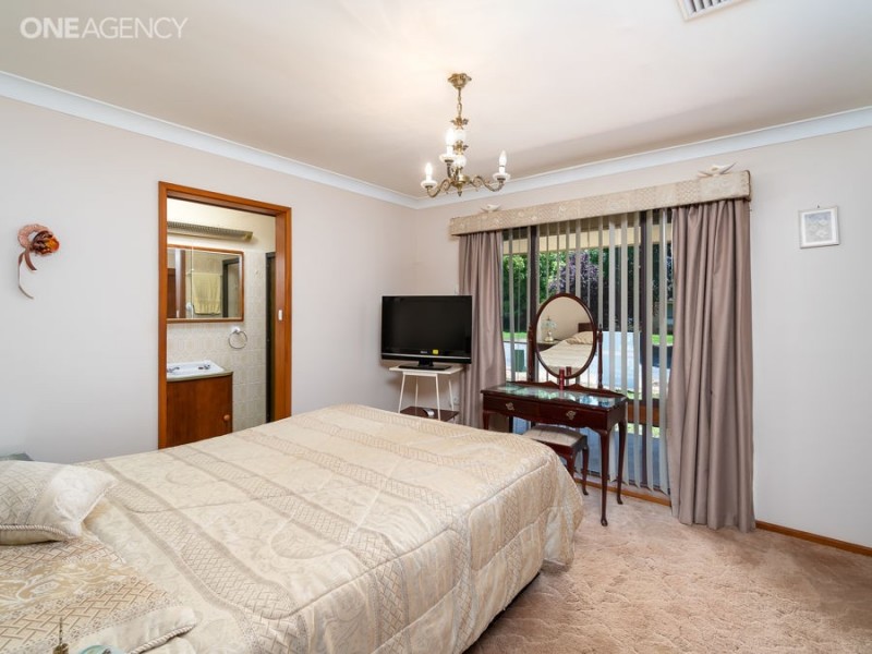 57 Jasmin Crescent, Lake Albert NSW 2650