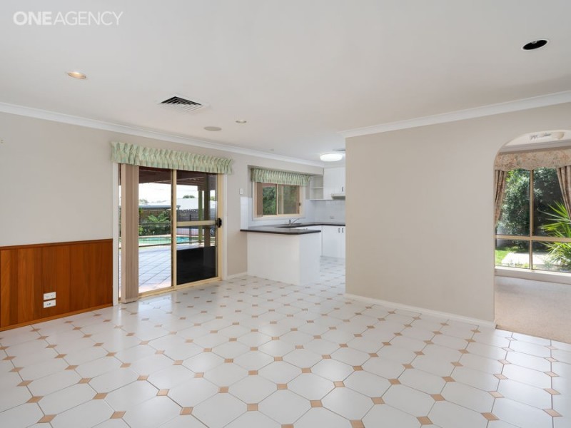11 Brooklyn Drive, Bourkelands NSW 2650