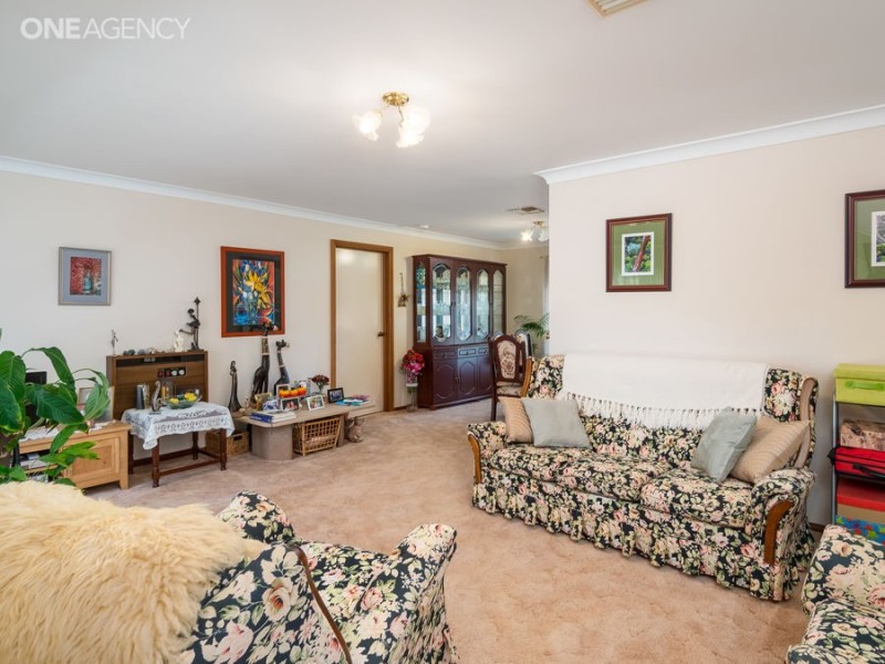 25 Overdale Drive, Bourkelands NSW 2650