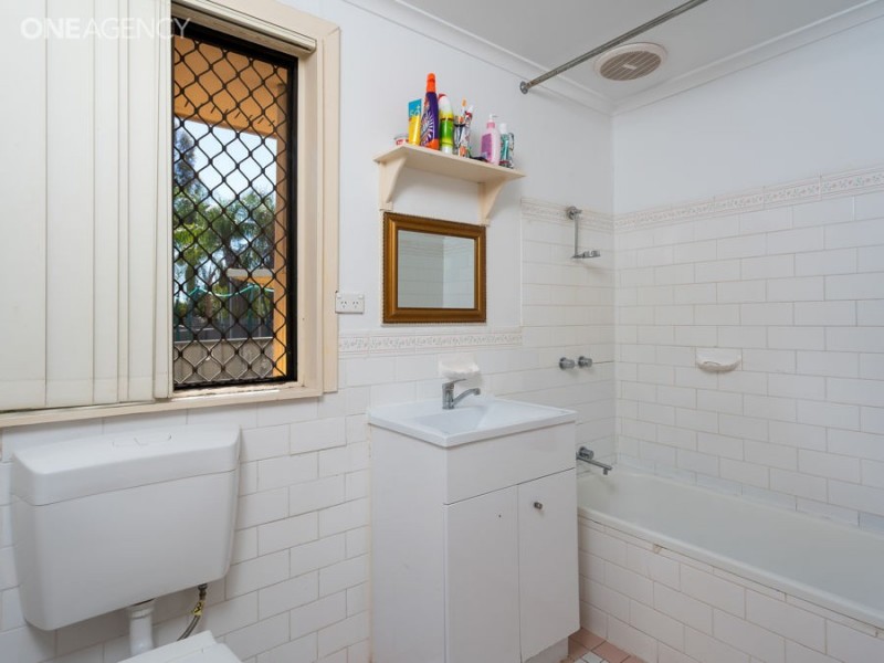 40 Callaghan Street, Ashmont NSW 2650