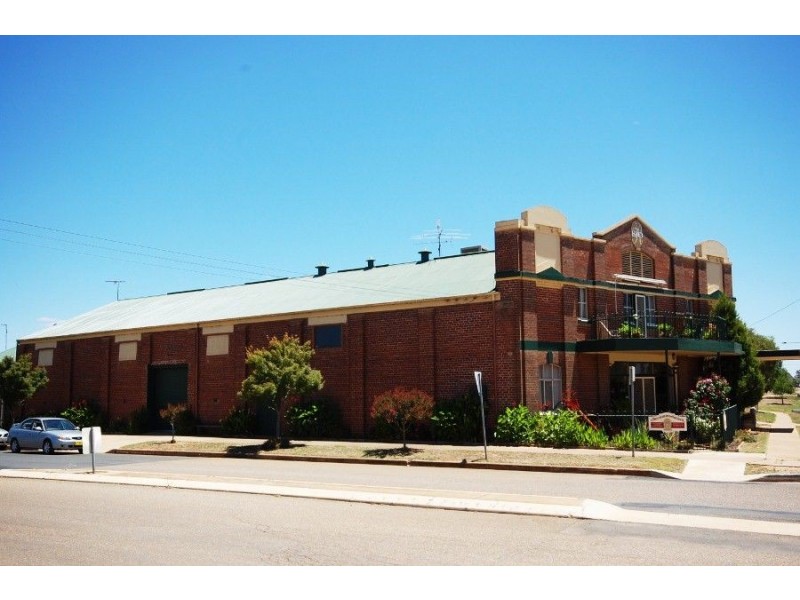 158 GREEN STREET, Lockhart NSW 2656