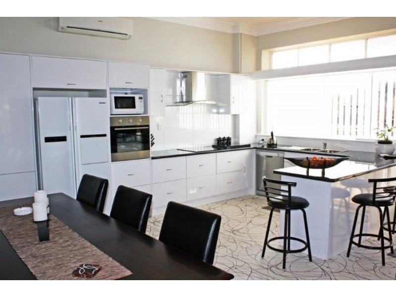 158 GREEN STREET, Lockhart NSW 2656