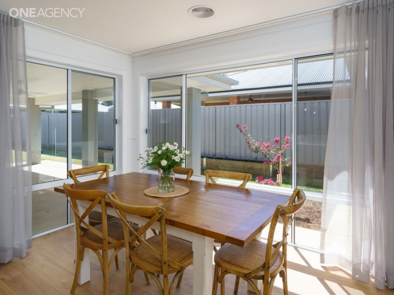 19 Coppabella Drive, Gobbagombalin NSW 2650