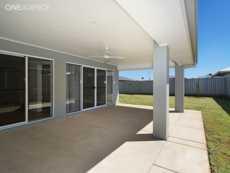 19 Coppabella Drive, Gobbagombalin NSW 2650