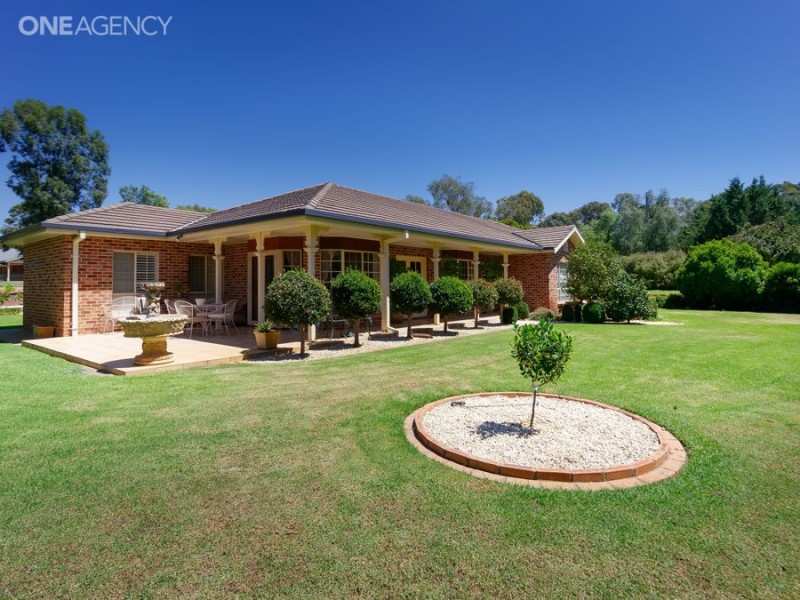 519 Kooringal Road, East Wagga Wagga NSW 2650