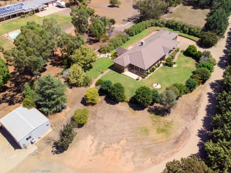 519 Kooringal Road, East Wagga Wagga NSW 2650