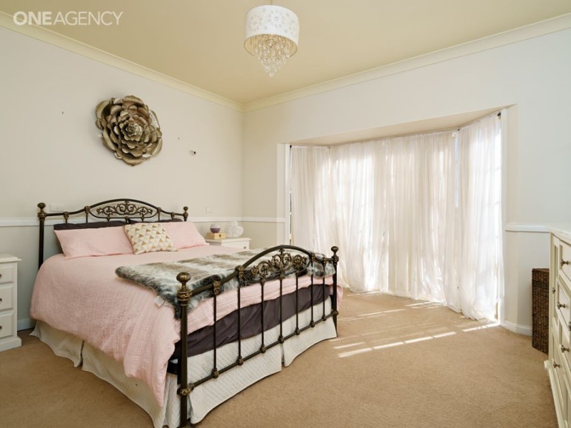 29 Booth Street, Coolamon NSW 2701