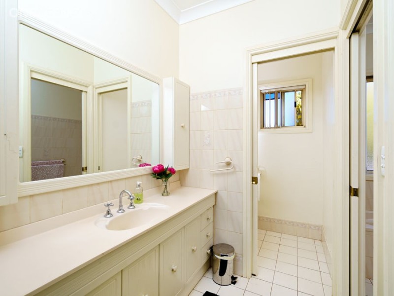 29 Booth Street, Coolamon NSW 2701
