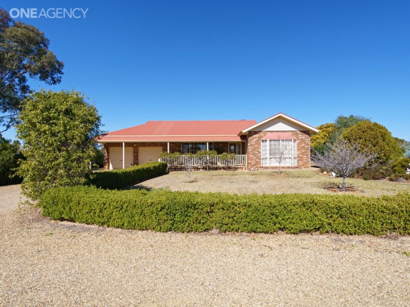 29 Booth Street, Coolamon NSW 2701