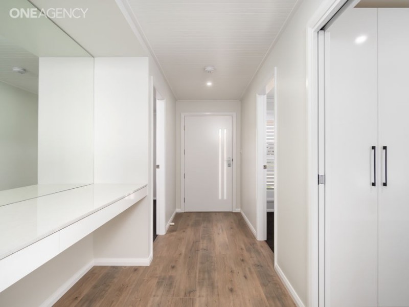 25 Morris Crescent, Gobbagombalin NSW 2650