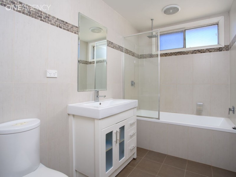 35 Warrawong Street, Kooringal NSW 2650