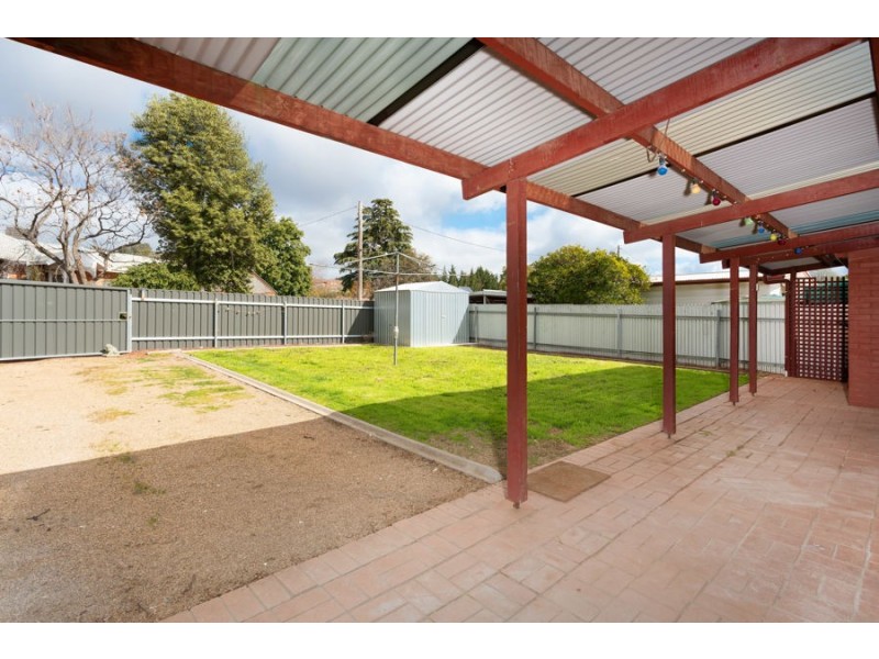 86 Railway Street, Turvey Park NSW 2650