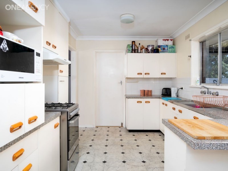 5 COOGAN STREET, Mount Austin NSW 2650