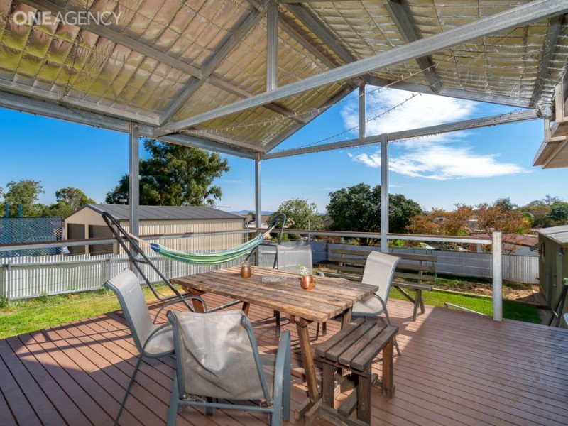 5 COOGAN STREET, Mount Austin NSW 2650