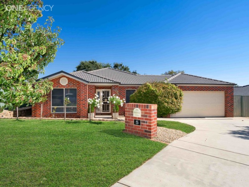 5 Teak Close, Forest Hill NSW 2651