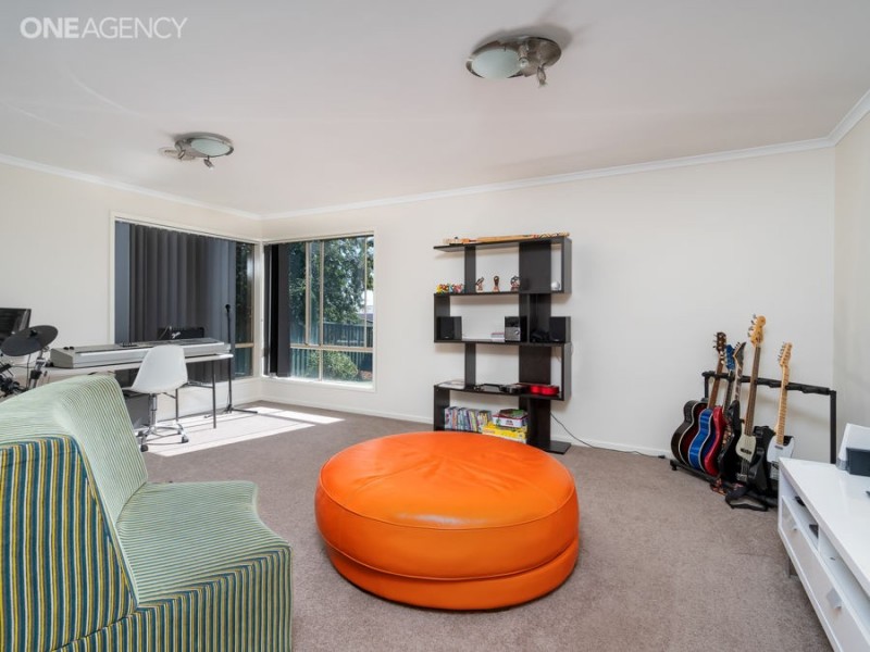 5 Teak Close, Forest Hill NSW 2651