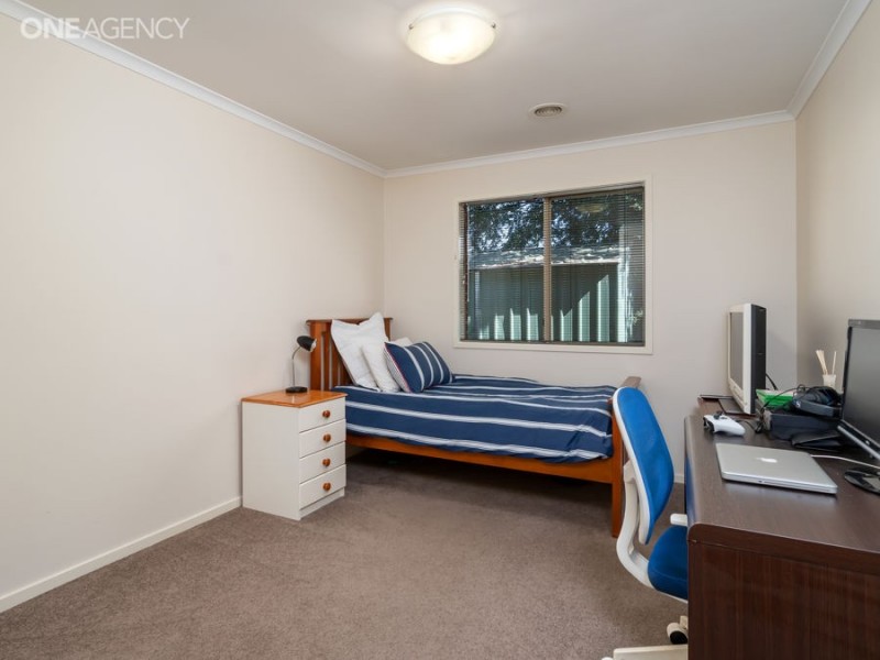5 Teak Close, Forest Hill NSW 2651