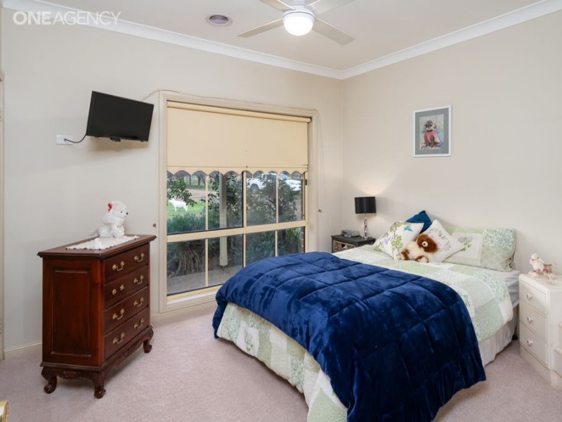 256 Inglewood Road, Lake Albert NSW 2650