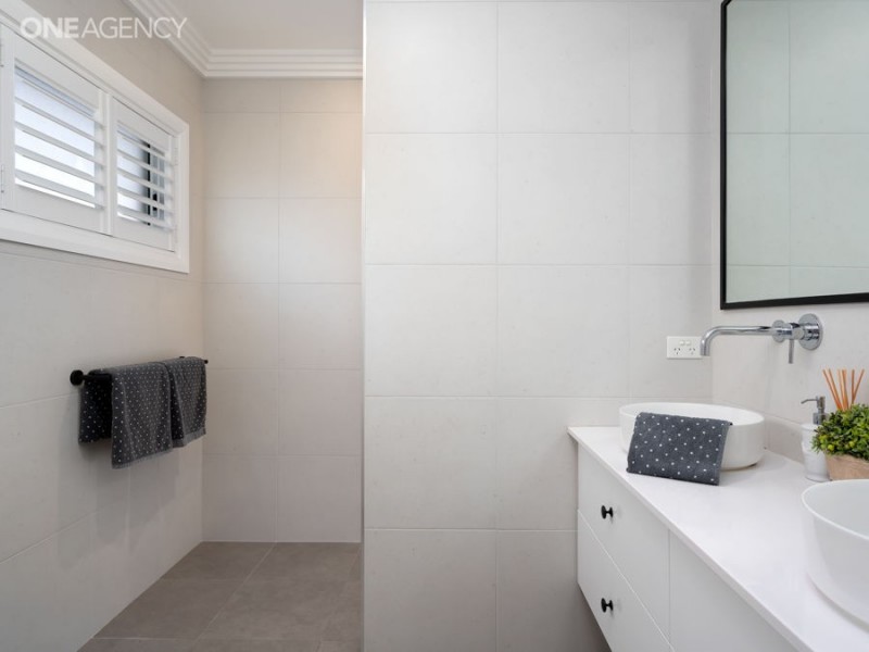 17 Coppabella Drive, Gobbagombalin NSW 2650