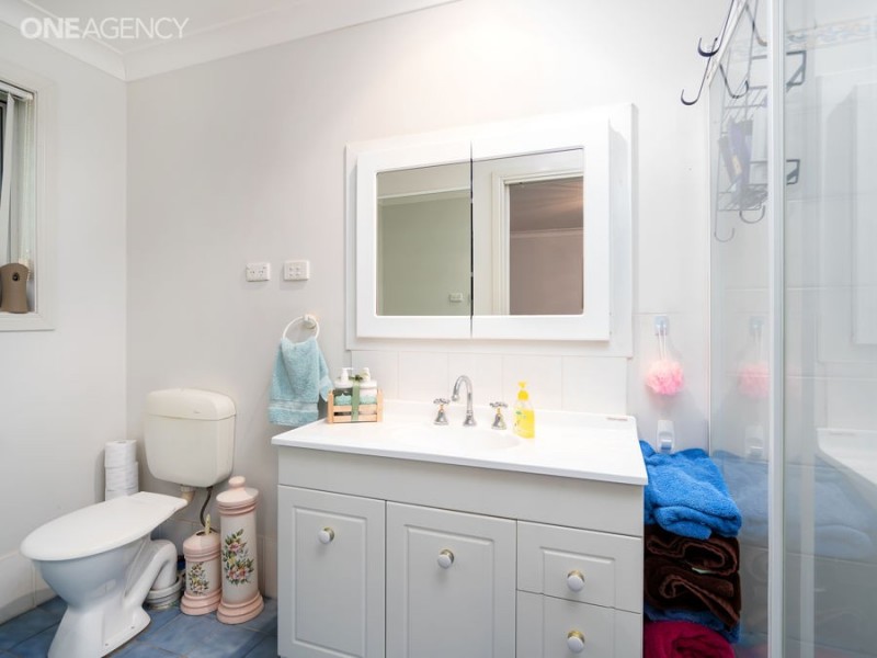 40 Fay Avenue, Kooringal NSW 2650