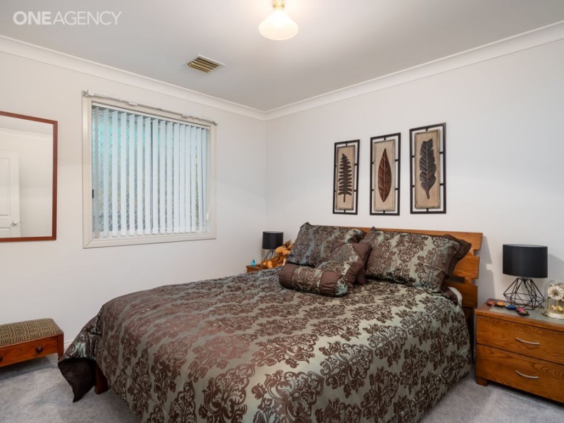 40 Fay Avenue, Kooringal NSW 2650