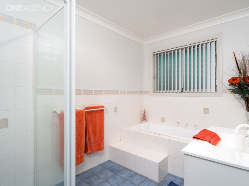 40 Fay Avenue, Kooringal NSW 2650