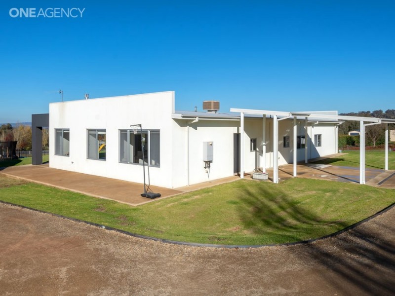 20 Peppermint Drive, Springvale NSW 2650