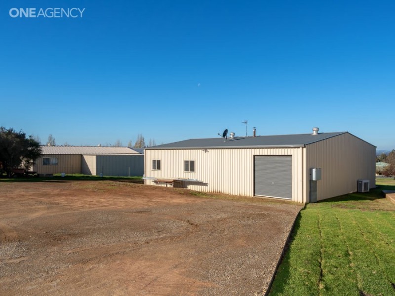 20 Peppermint Drive, Springvale NSW 2650