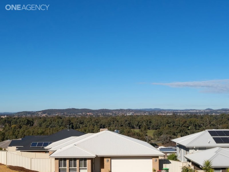 56 Franklin Drive, Estella NSW 2650