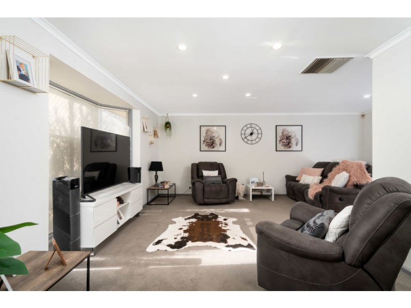 84 Stanley Street, Kooringal NSW 2650