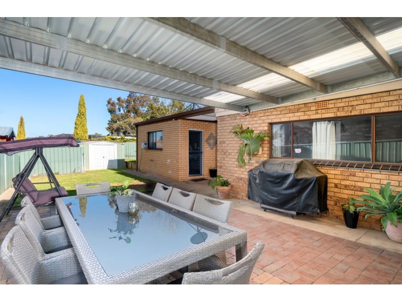 84 Stanley Street, Kooringal NSW 2650