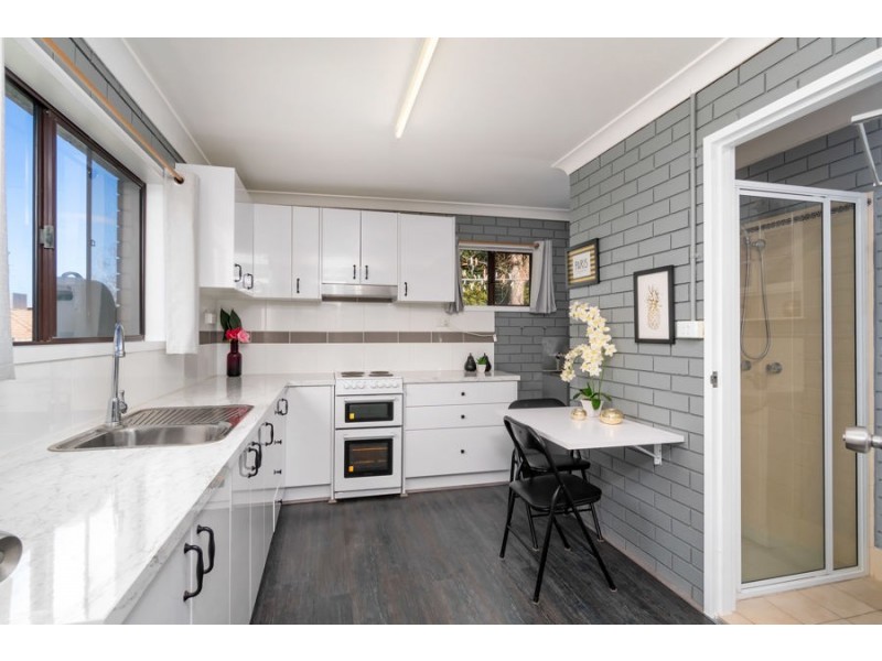 84 Stanley Street, Kooringal NSW 2650