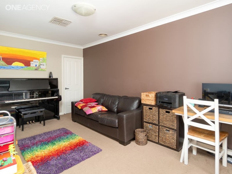 18 Wellington Avenue, Tatton NSW 2650
