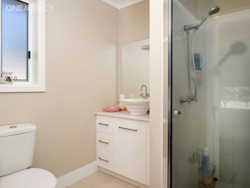 18 Wellington Avenue, Tatton NSW 2650