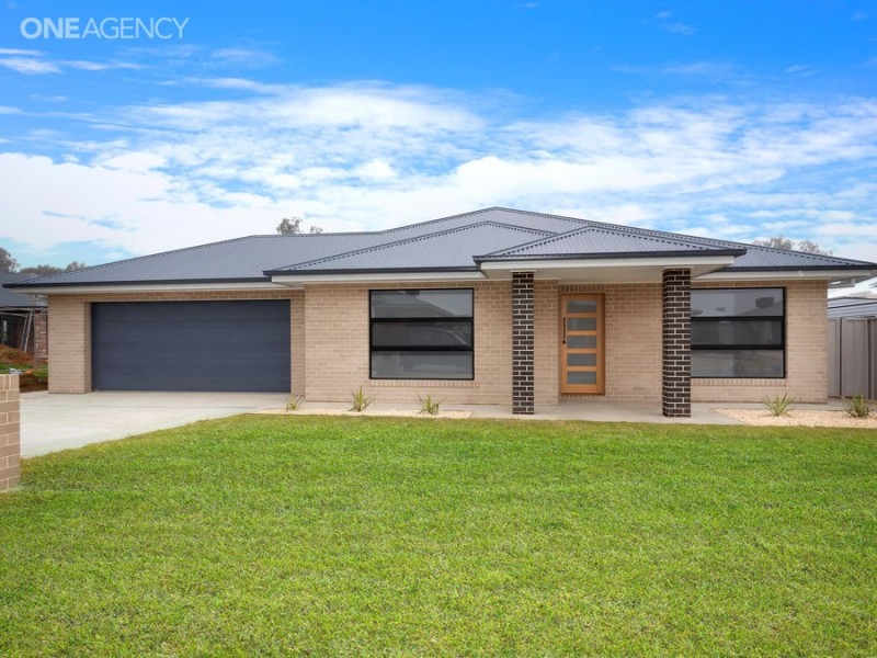 3 Yenda Avenue, Gobbagombalin NSW 2650