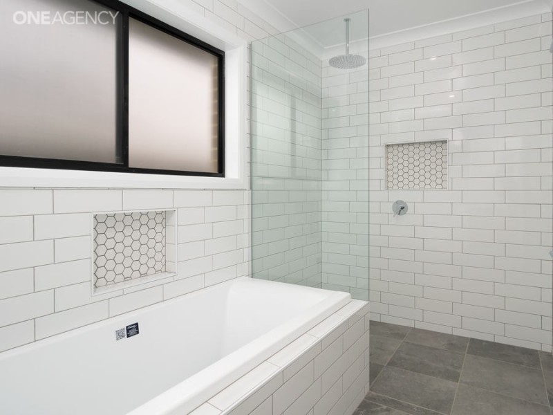 3 Yenda Avenue, Gobbagombalin NSW 2650