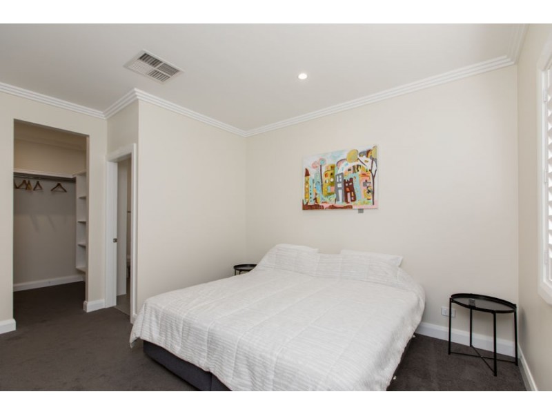 11A Day Street, Wagga Wagga NSW 2650