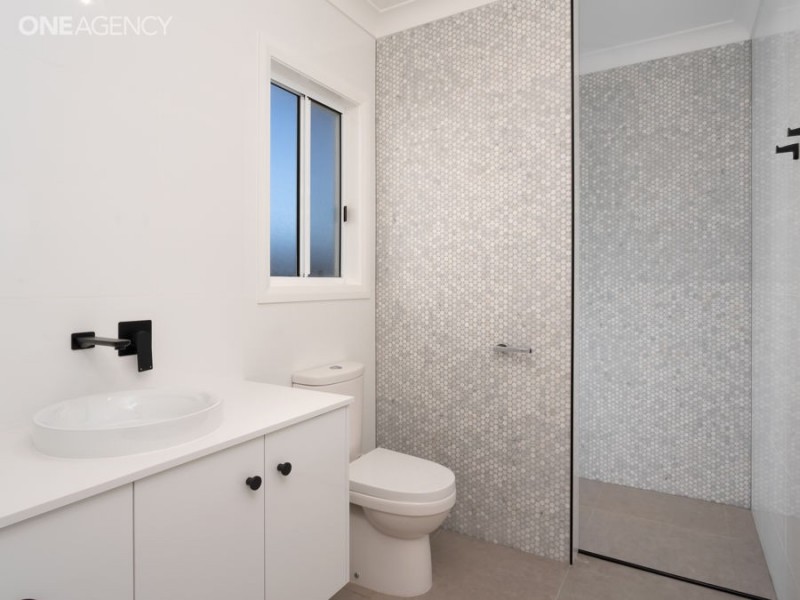 6 Wallaby Street, Gobbagombalin NSW 2650